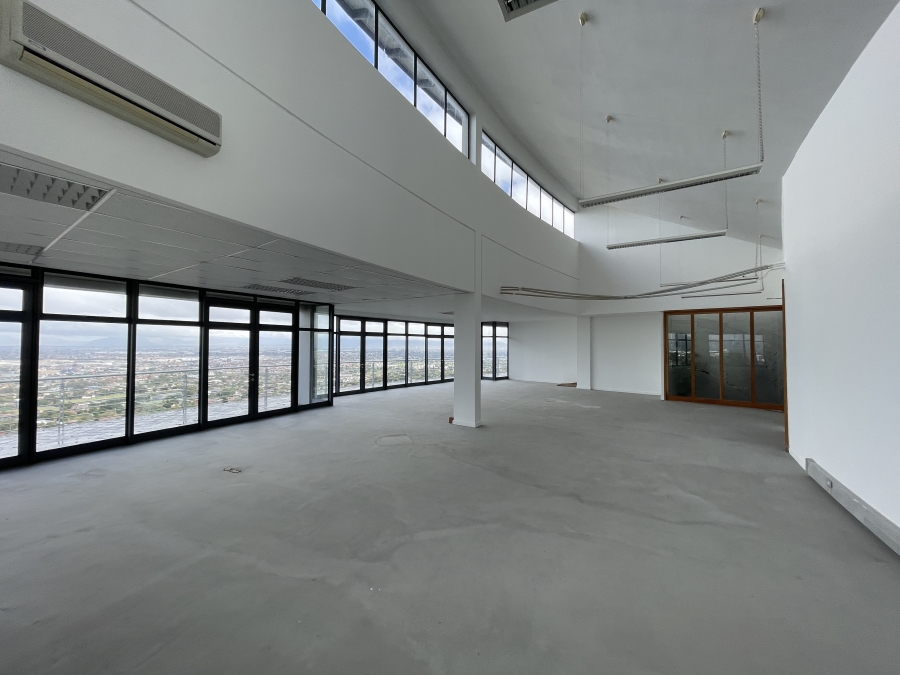 Commercial Property for Sale in Uitzicht Western Cape